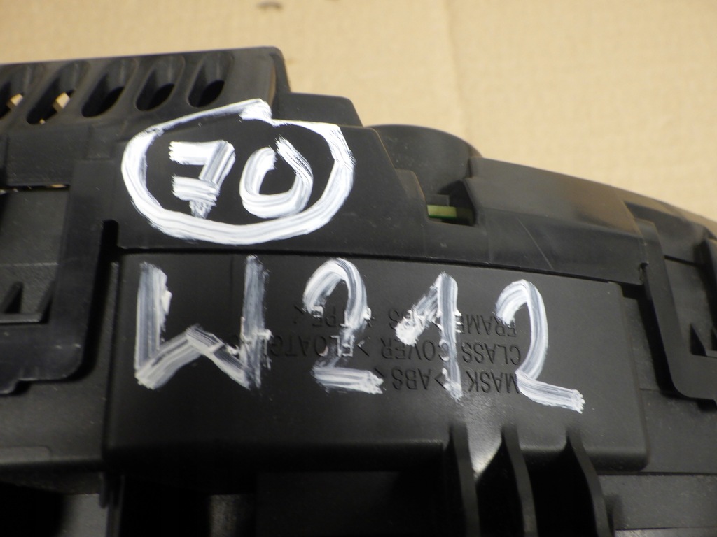 фото №5, Mercedes w212 счетчик a2129002229