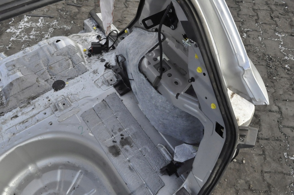 фото №6, Ford fiesta mk8 четверть крыло правый задняя задний