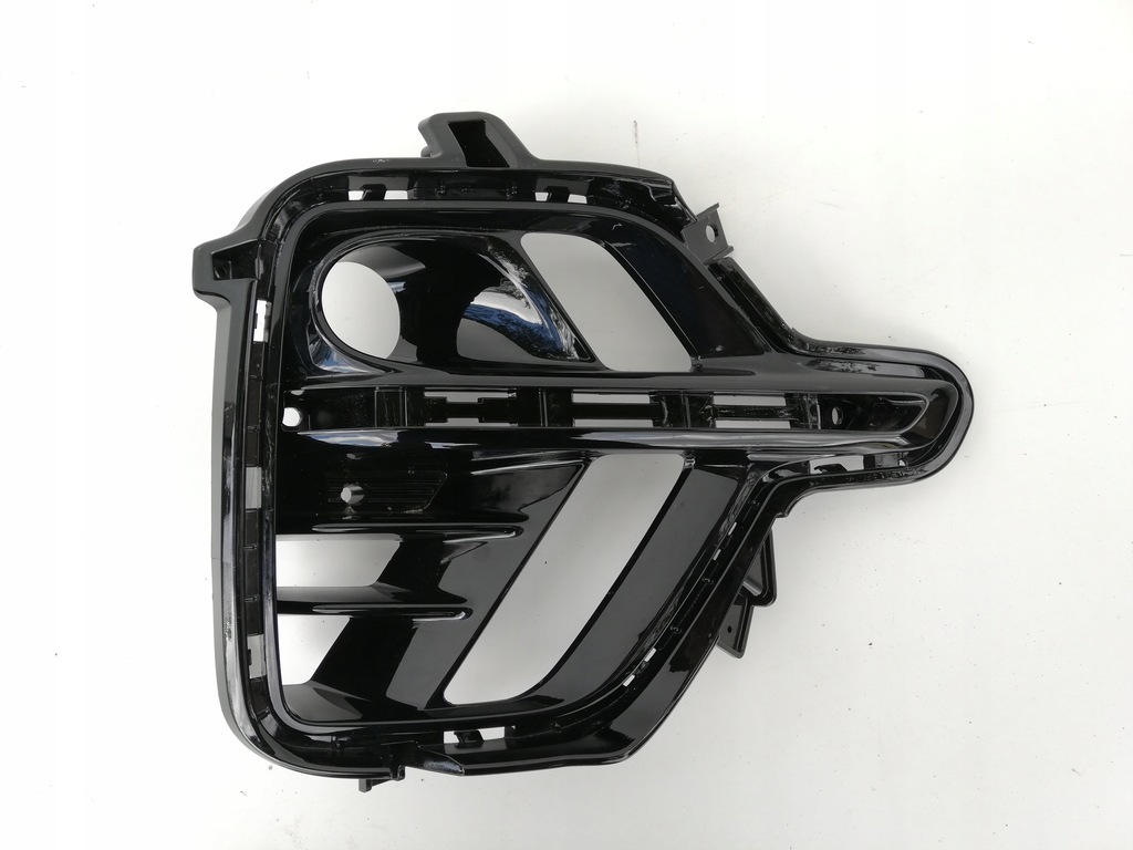 фото №1, Kia niro ev решётка правая бампера перед