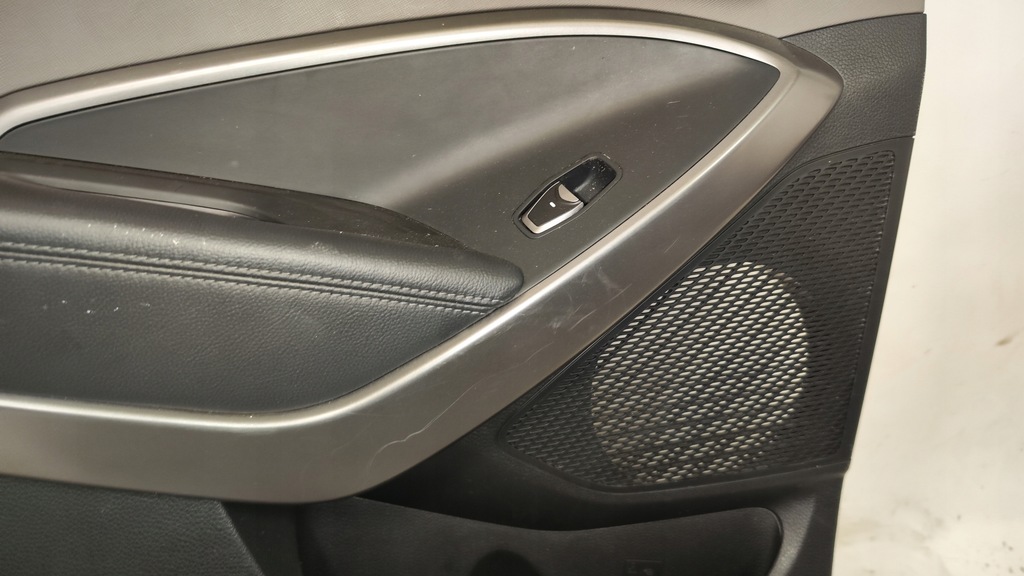 фото №5, Обшивка дверь левый задняя hyundai santa fe iii grand