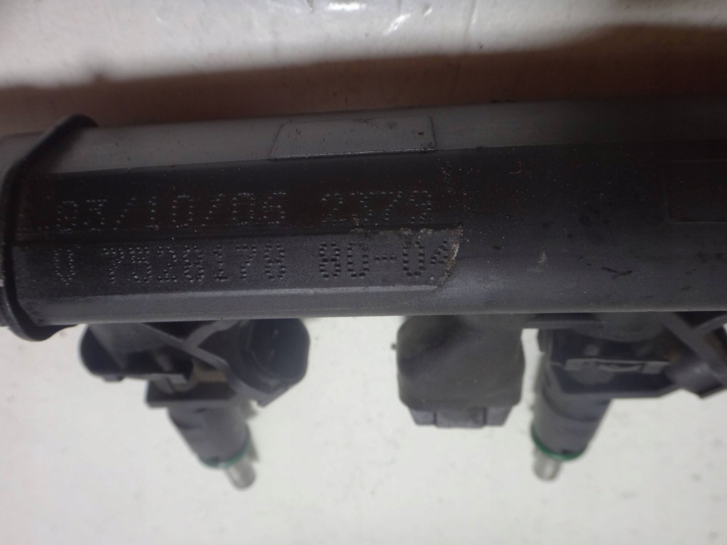 Молдинг впрыскная форсунки mini r55 r56 r57 r60 n12 n16 7528178 Цена