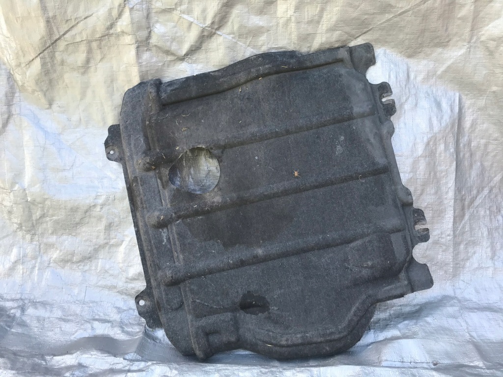 Купить Grand cherokee wk2 накладка двигателя нижняя 68037062