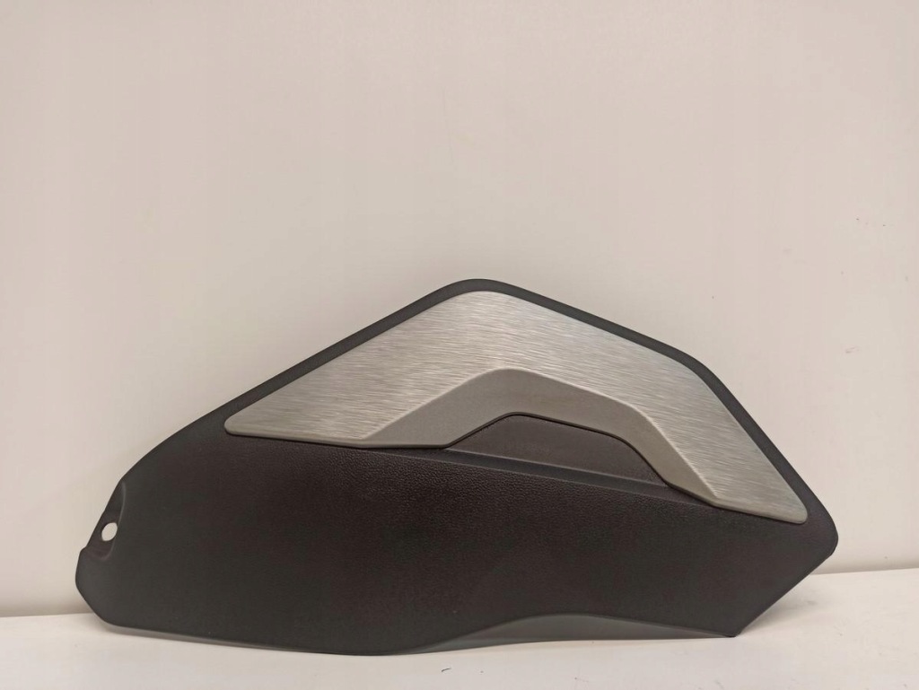 фото №1, Dacia duster ii захист заглушка тунель 689211548r