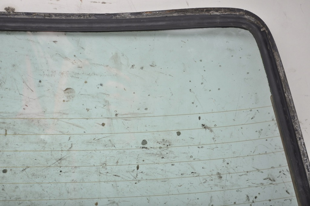 фото №9, Bmw e24 стекло задняя задняя крышки