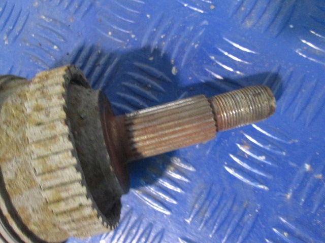 фото №2, Renault scenic rx4 приводной вал левый перед шарниры