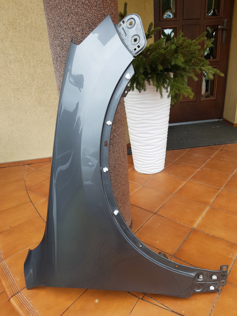 фото №1, Touareg ii 7p 10-18 крила правий передній