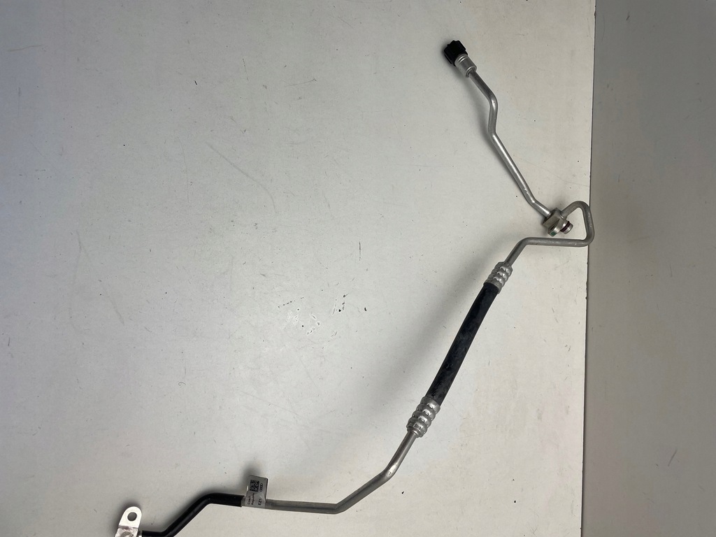 фото №1, Audi a4 a5 шланг трубка кондиционера 8w1820720a