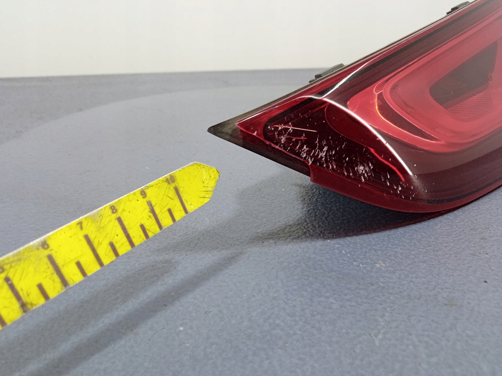 фото №8, Mercedes gla h247 лампа задняя правая задняя внутренняя a2479064001