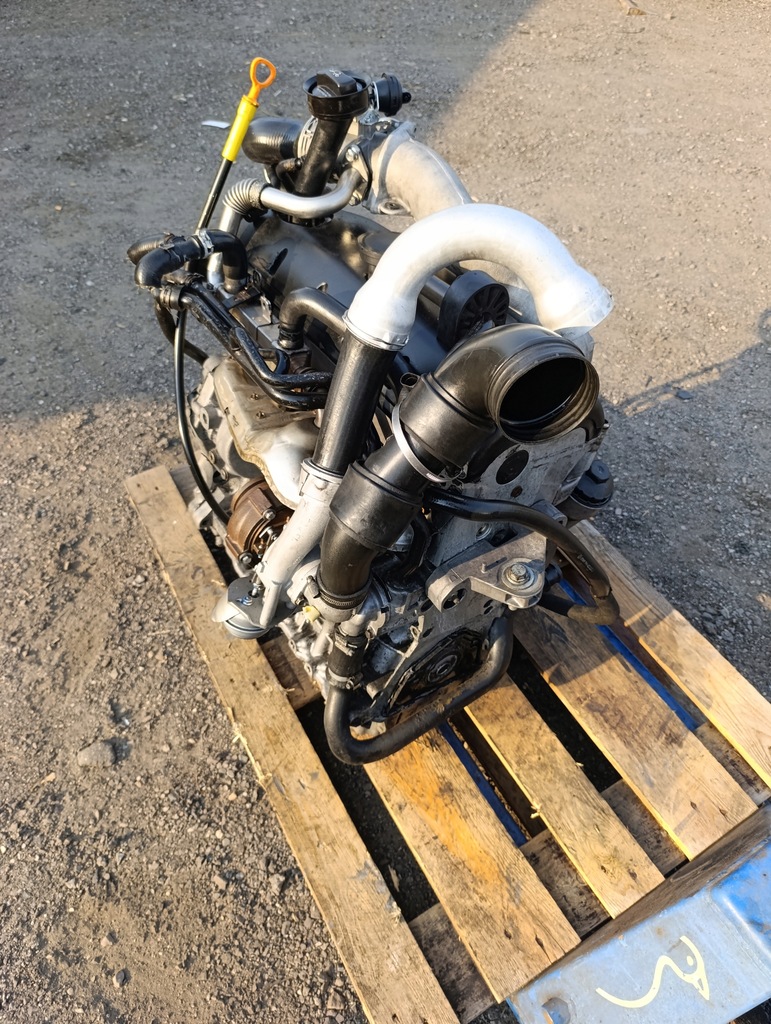 фото №8, Vw t5 двигатель kompletny 2.5 tdi axd 130km пробег 168 tys.