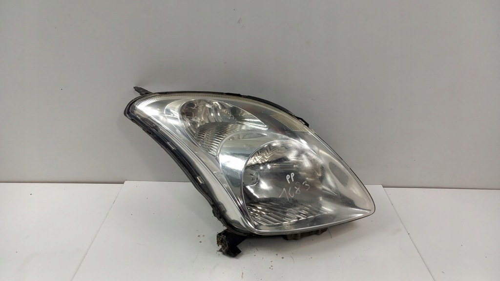 фото №1, Suzuki swift mk6 лампа перед правая