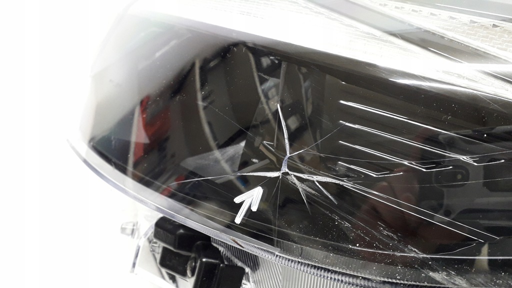 фото №13, Hyundai elantra 7 vii 20- лампа левая передняя