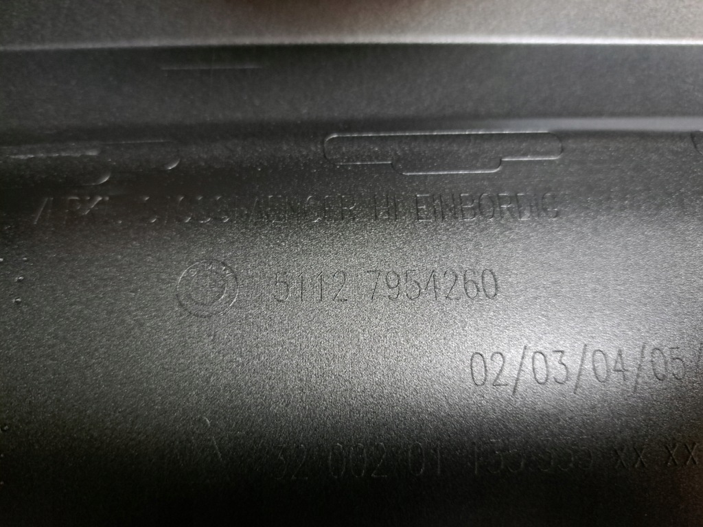 Накладка диффузор спойлер бампера задний  задний 7954261 bmw x1 f48 рестайлинг  lci с Разборки