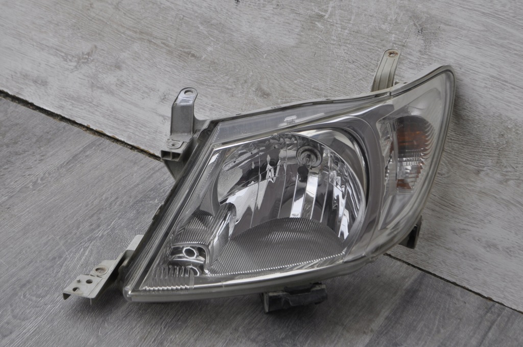 фото №13, Toyota hilux lift n70 09-11 фара лампа ліва 0k-4 europa