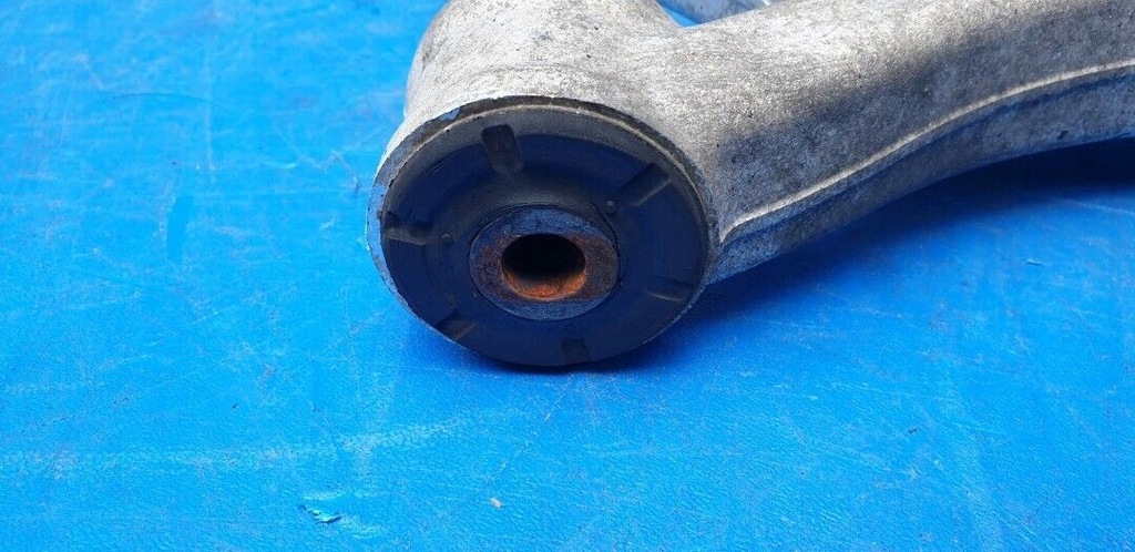 фото №13, 1x рычаг передний нижний porsche cayenne ii 7p5 958