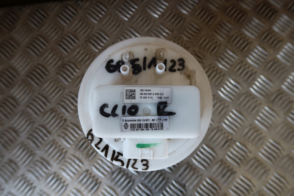 фото №5, Насос пального clio v 172025139r