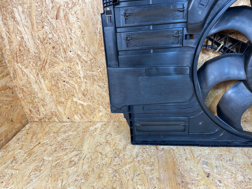 Купити Вентилятор радіатор корпус bmw f39 f40 f45 f48 mini f55 f56 f57 f60 761761