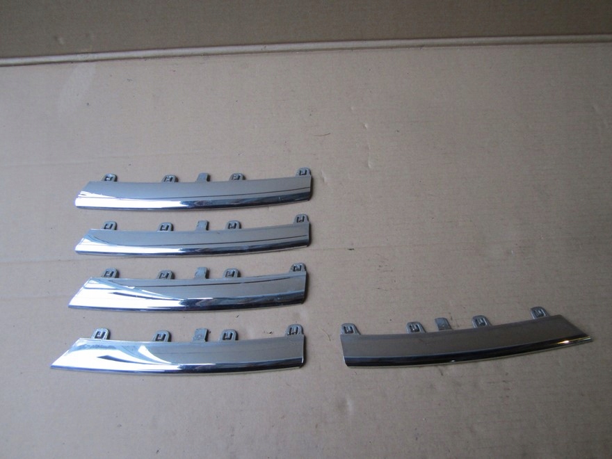 фото №1, Молдинг решітка решітка хром vw jetta права 1k5853651