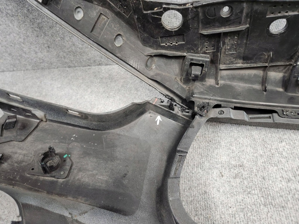 Купити Бампер передній перед - maserati ghibli 13-20