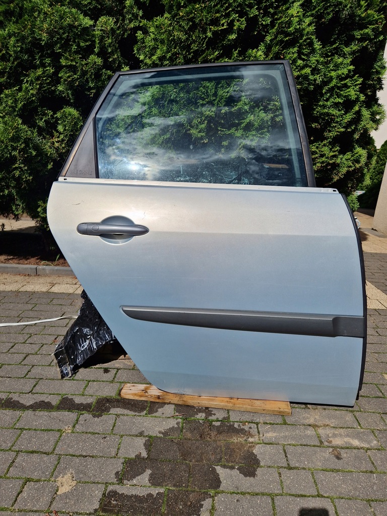 фото №1, Renault scenic 2 дверь задняя