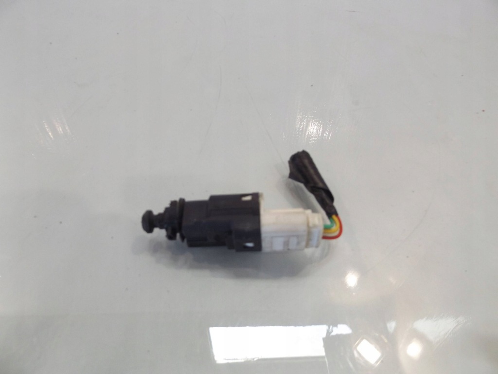 Modus датчик стоп 8200276361b в Україні