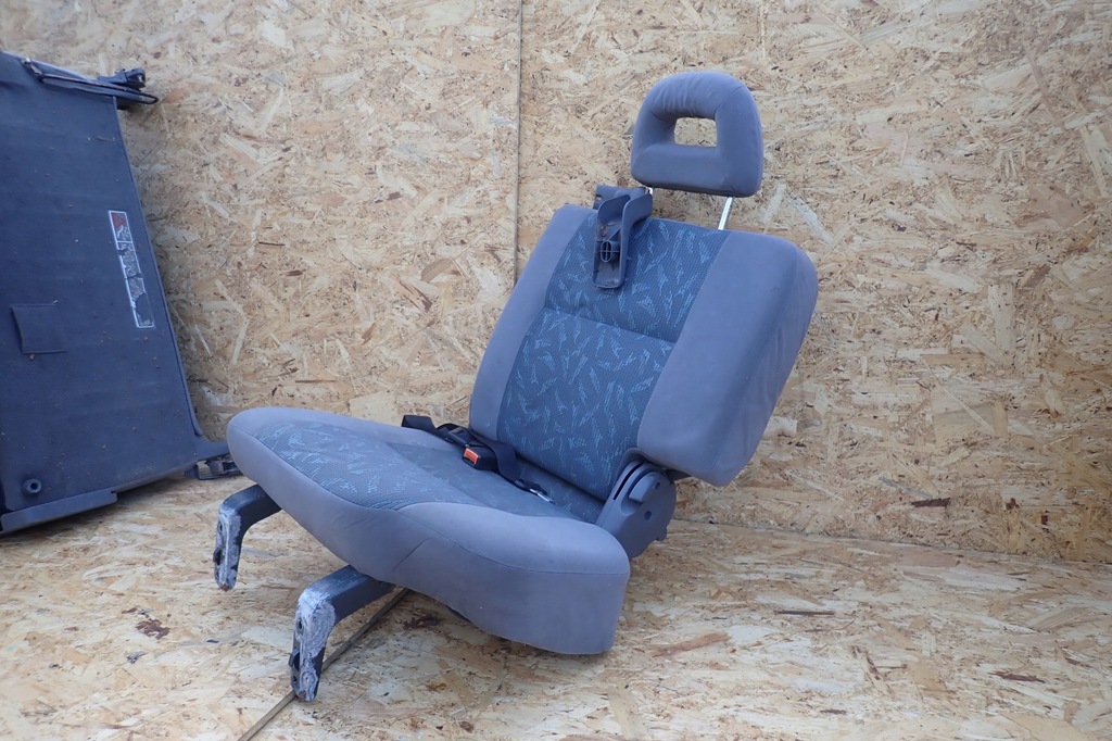 фото №14, Nissan terrano ii сиденье сиденья перед 5d 99r eu комплект 7 человек подогрев