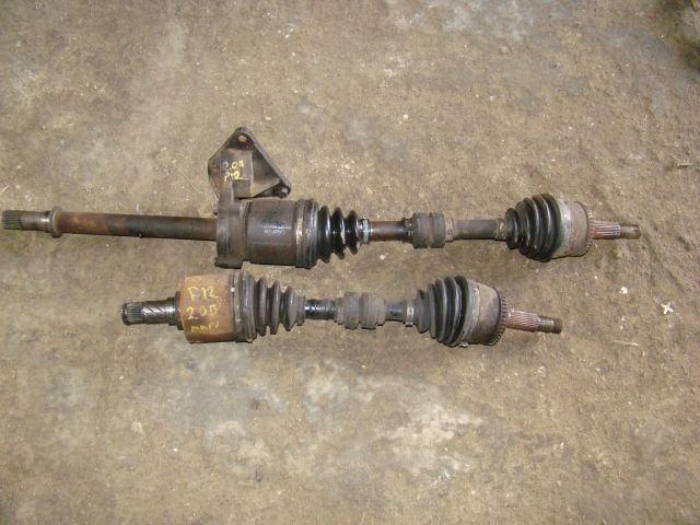 фото №1, Nissan primera p12 2.0 16v привідний вал права механічна коробка передач.