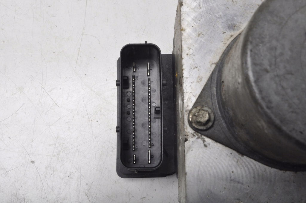 фото №3, Mini оригінальний номер 6785682 насос abs