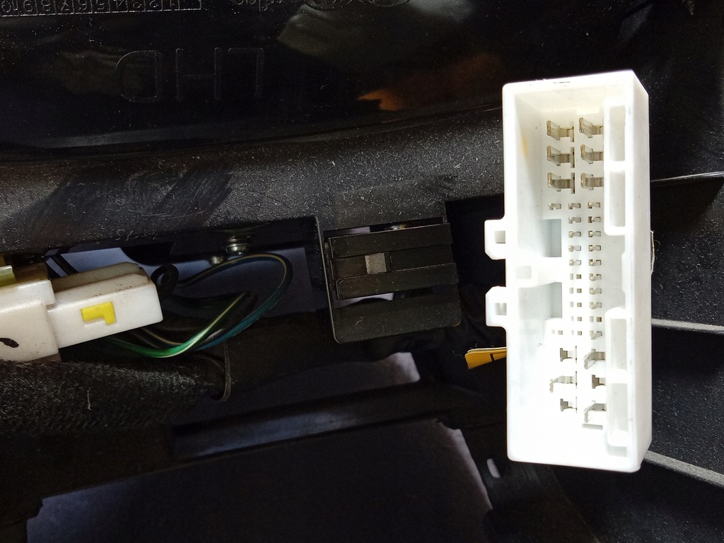 фото №6, Hyundai i40 туннель средний подлокотник