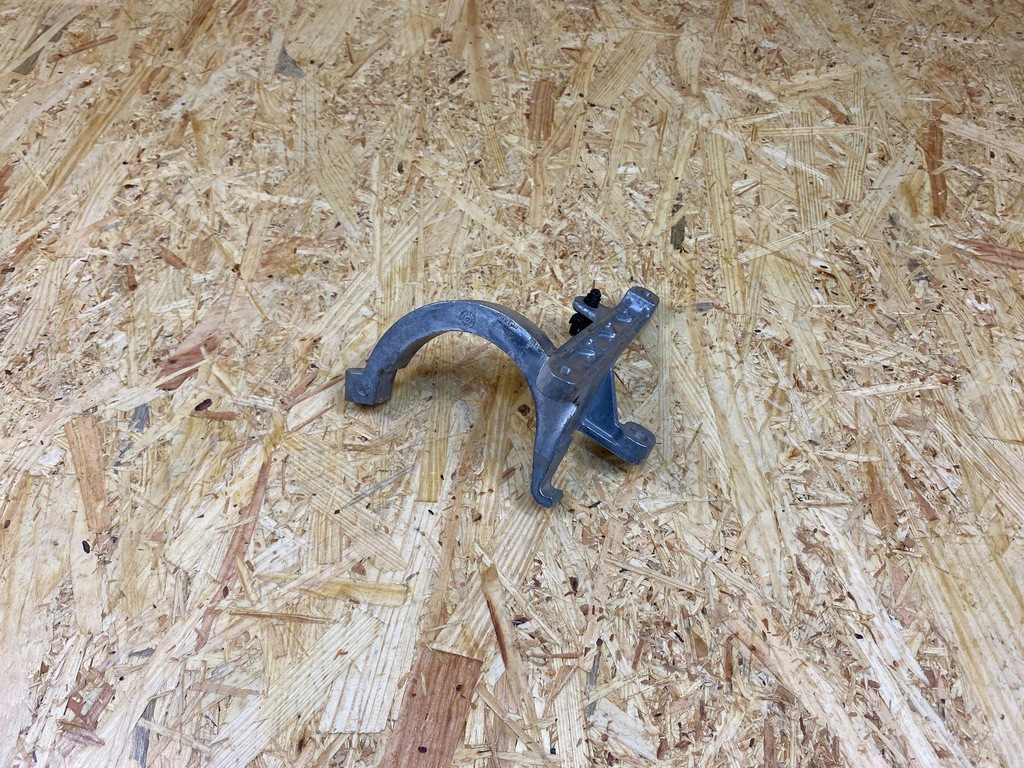 фото №5, Кронштейн кронштейн кронштейн насоса wody volvo xc40 ii 32208557 2017-