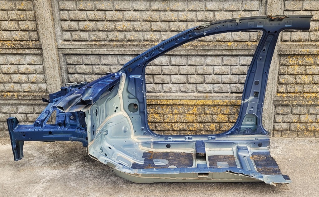 фото №1, Kia stonic 2020 четверть передняя правая порог правый блок двигателя средний правый