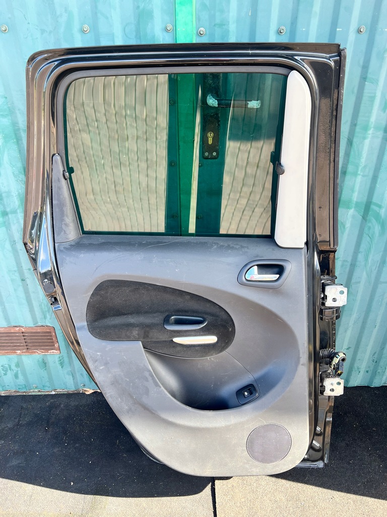 фото №10, Дверь задние левая левый задняя citroen c3 picasso exclusive шторка exld