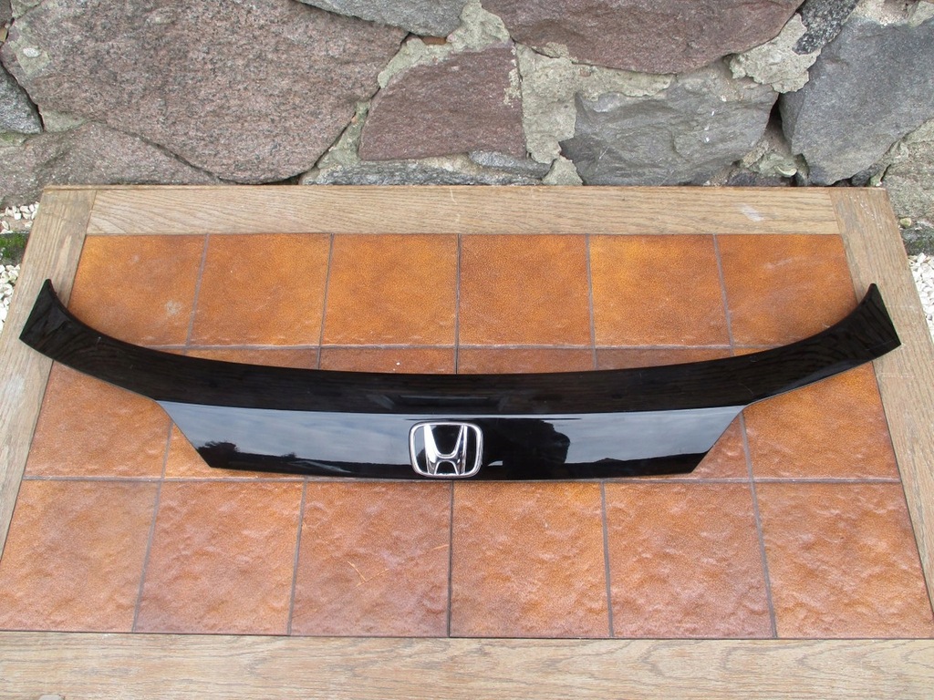 фото №1, Honda hr-v hrv ii 2 накладка крышки задняя