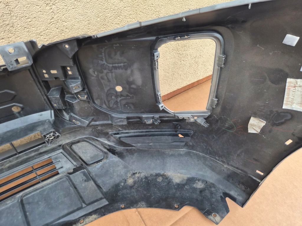 Бампер перед mitsubishi asx рестайлинг  оригинал нет клеёный в Украине