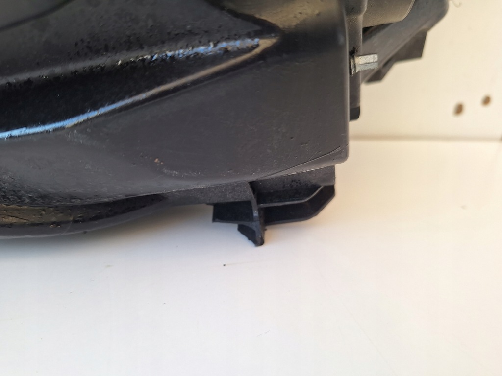 фото №9, Peugeot 308 ii t9 лампа права 9677522980 оригінал