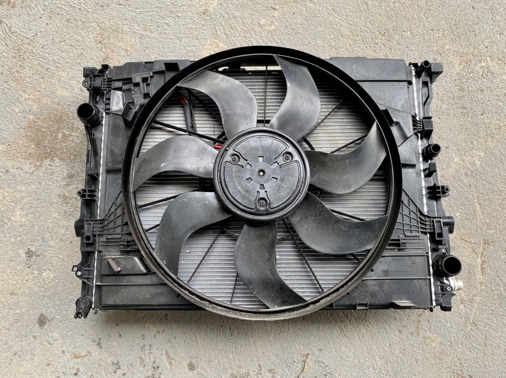 фото №1, Радиатор mercedes w213 e 450 4matic sedan