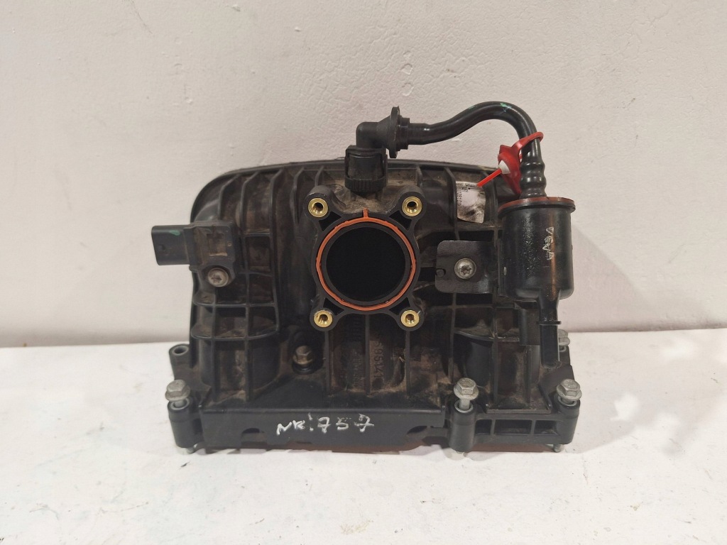 Купити Колектор впускний  55595141 opel astra k 1.0 turbo 15-