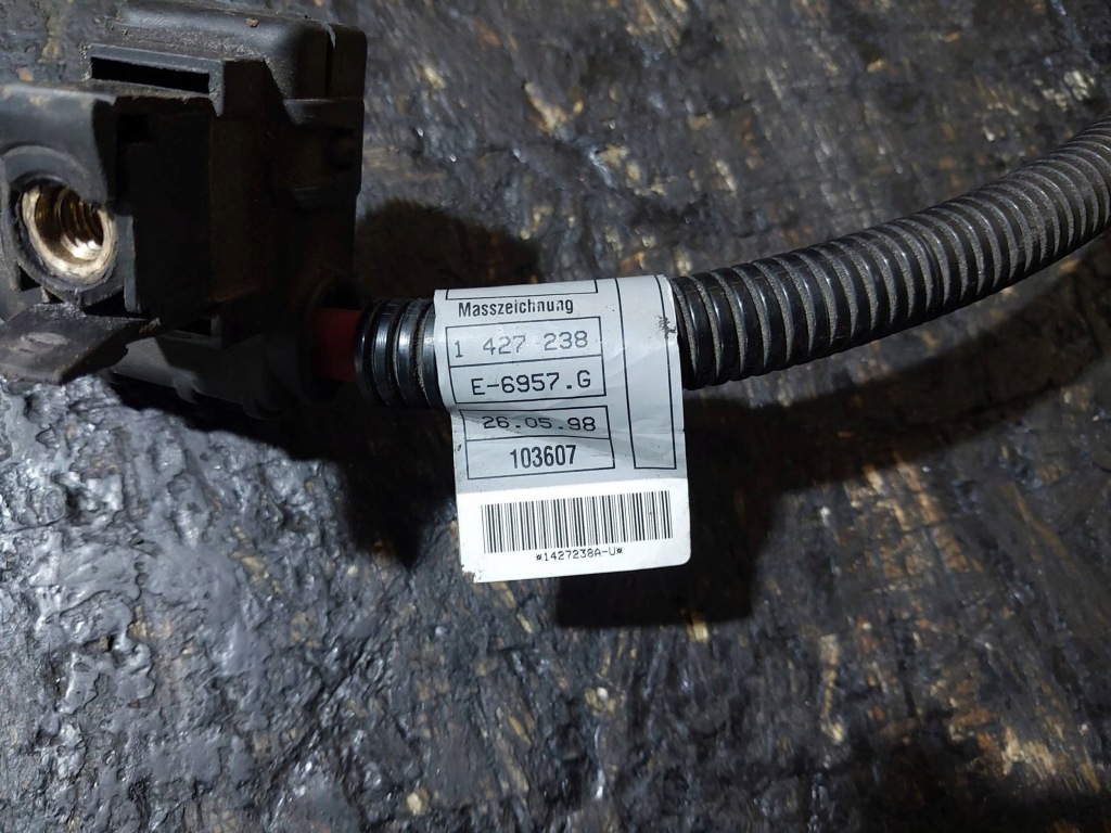 Купити Шланг плюсовий генератора стартер bmw 5 e39 523i m52b25 1427238