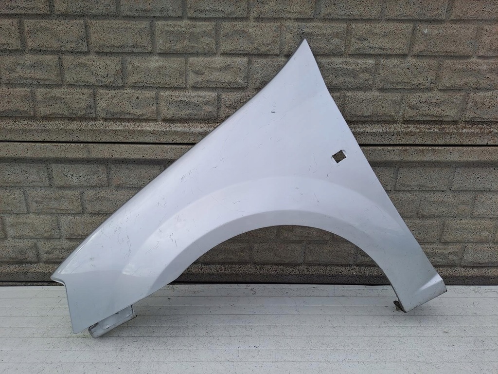 фото №1, Dacia logan 05-12 крыло левый оригинал