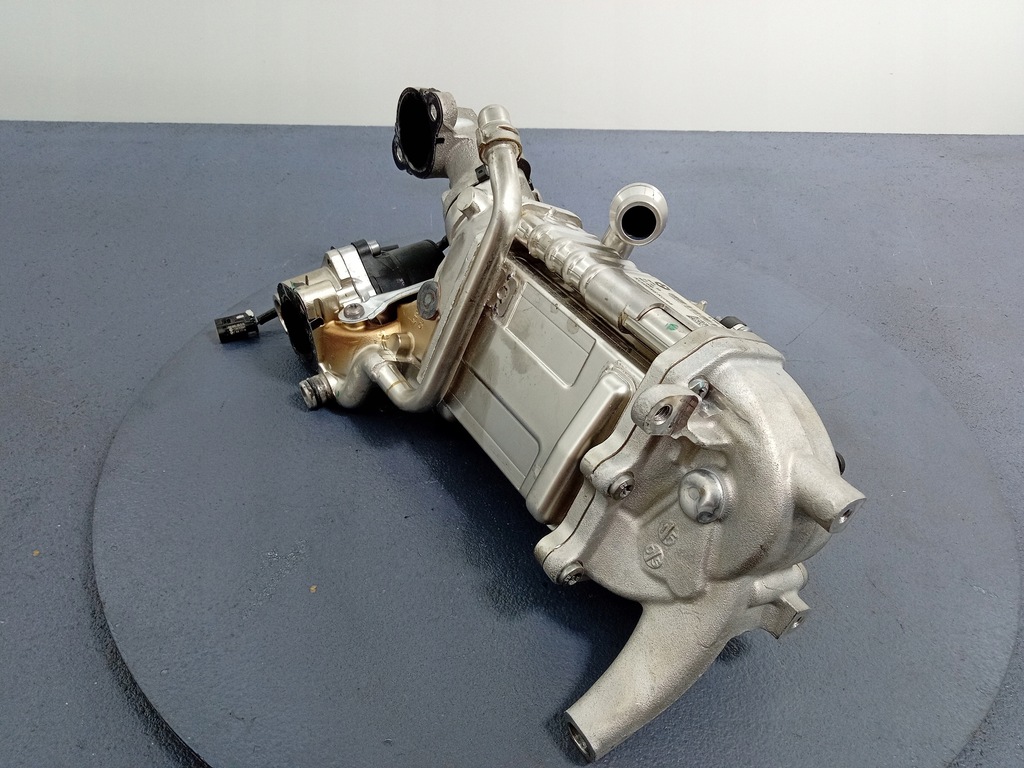 фото №7, Bmw 7 g11 g12 3.0d b57 радиатор клапан egr 8598309