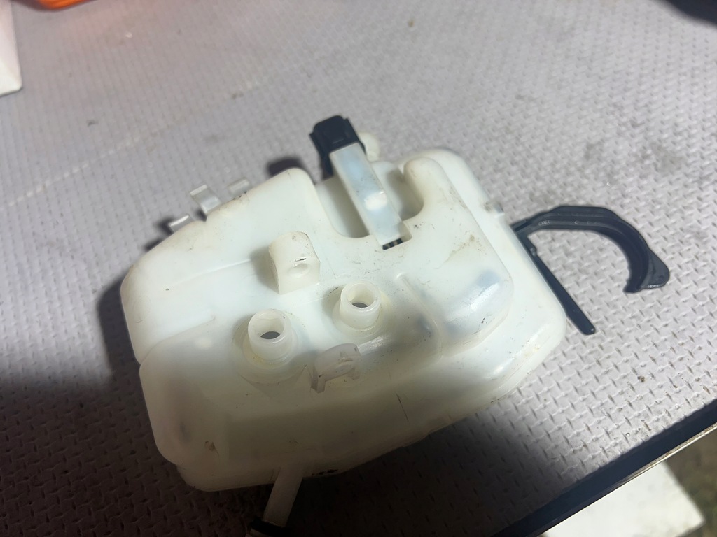 фото №5, Бачок гальмівний 460913484r vivaro trafic iii