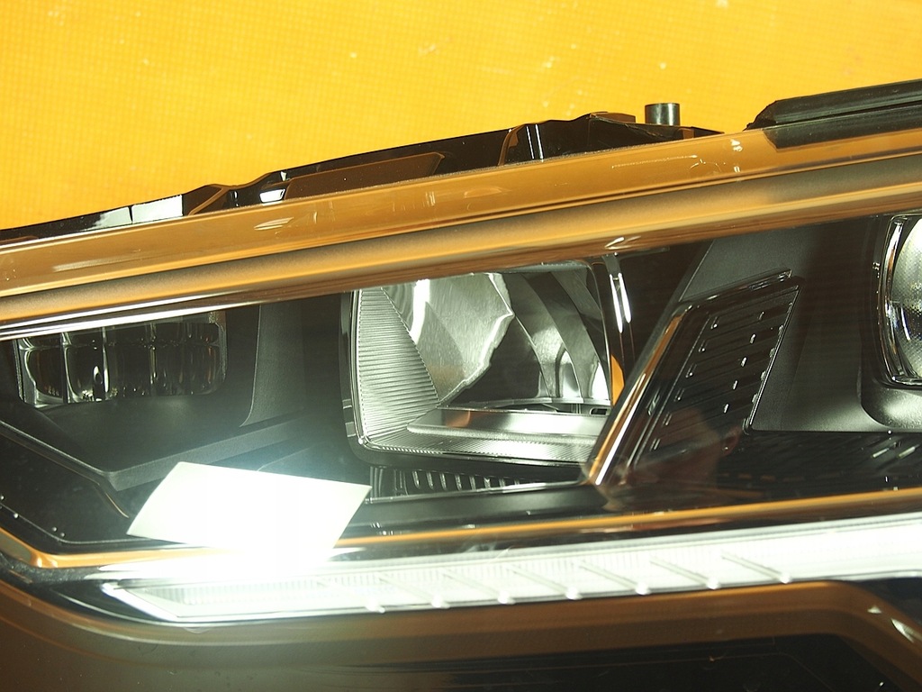 фото №11, Audi q3 83a 22km usa лампы перед full led полный 83a941033b / 83a941034b