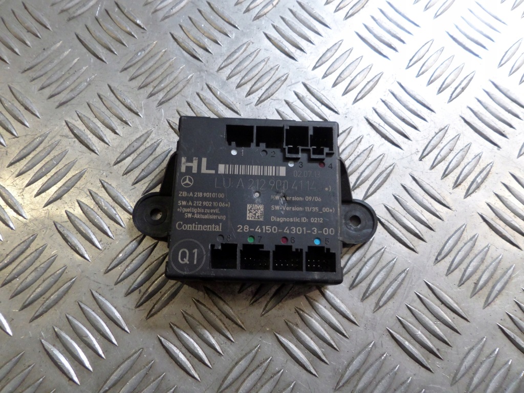 фото №1, Mercedes w204 lift sedan блок керування двері лівий задня