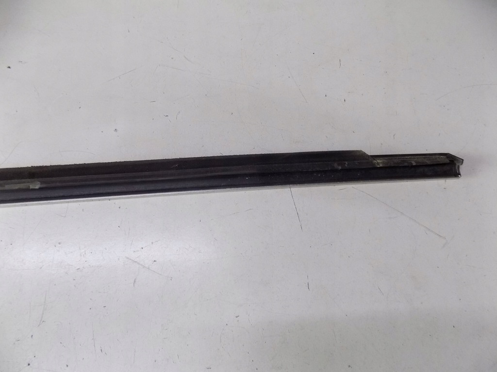 фото №6, Peugeot 5008 i молдинг ущільнювач лівий задня