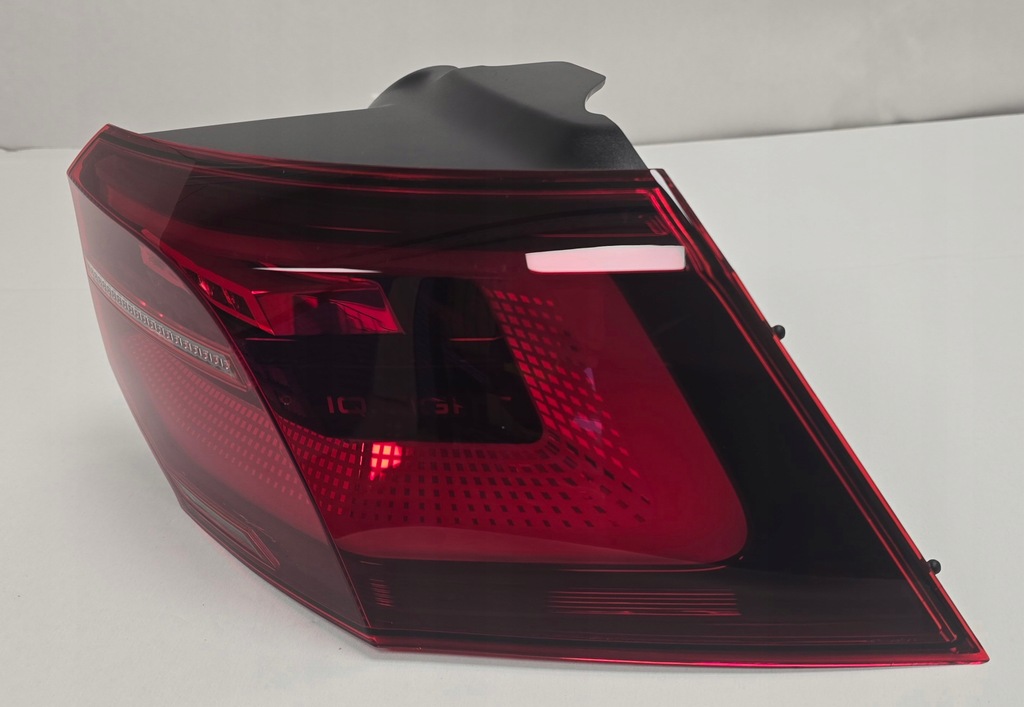 фото №16, Vw golf 8 kombi лампа правая задняя iq.light 5h0945208a