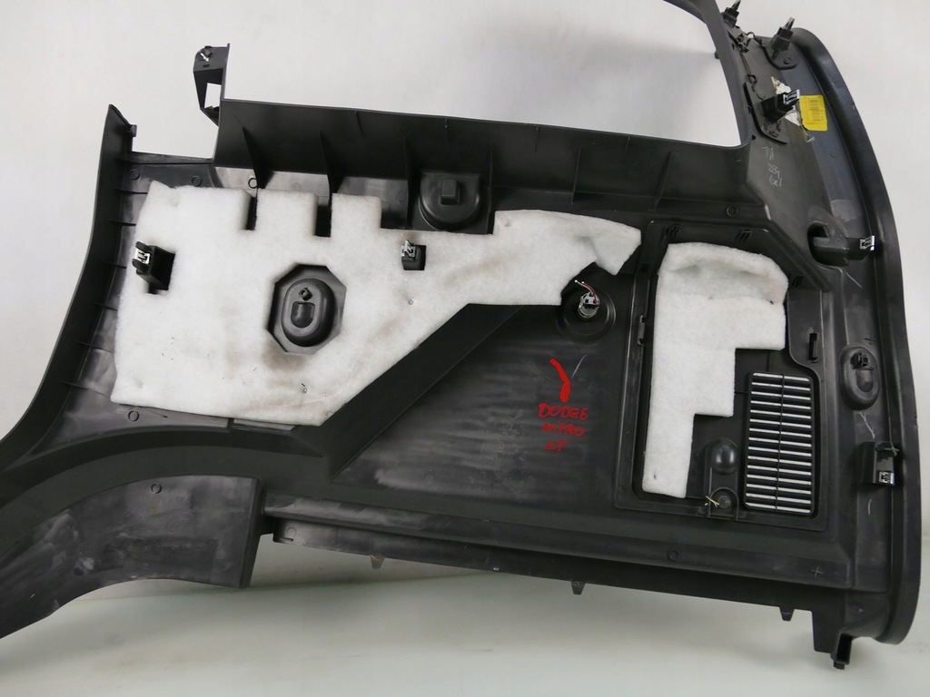 фото №8, Dodge nitro обшивка багажника левый задняя обшивка