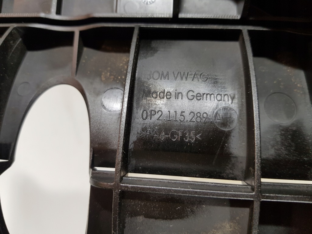 Накладка картера масляний 0p2115289a audi porsche panamera 4.0 tfsi cvd Зі Шроту