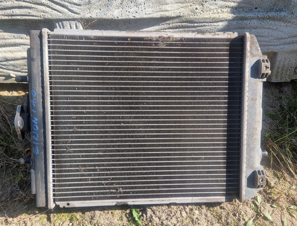 Радіатор води вентилятор daihatsu sirion i 1.0 Оригінал