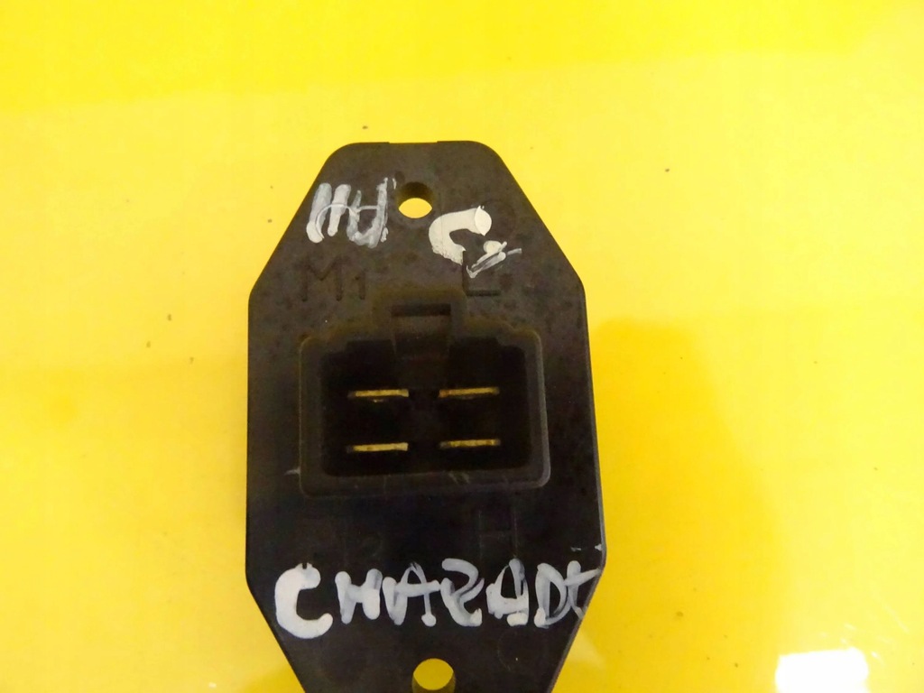 фото №1, Резистор резистор вентилятор обдув daihatsu charade nr360