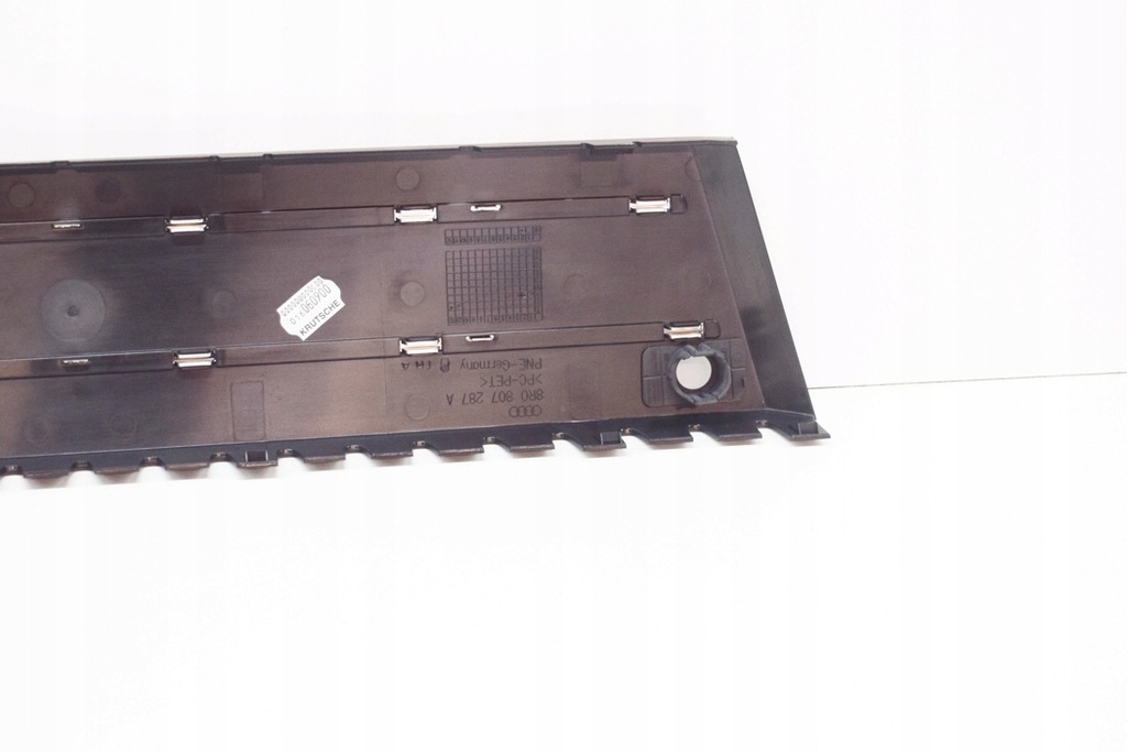 фото №6, Audi q5 8r передня панель реєстраційна 8r0807287a3fz оригінальна