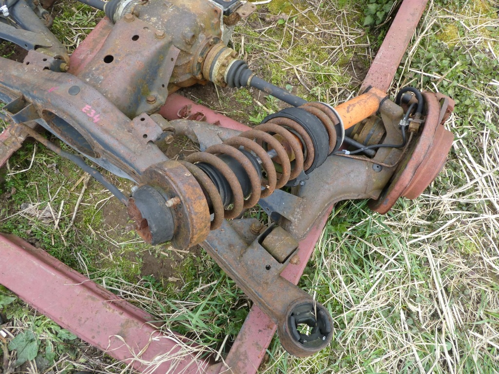 фото №8, Балка підвіска задня міст задній підрамник bmw e34